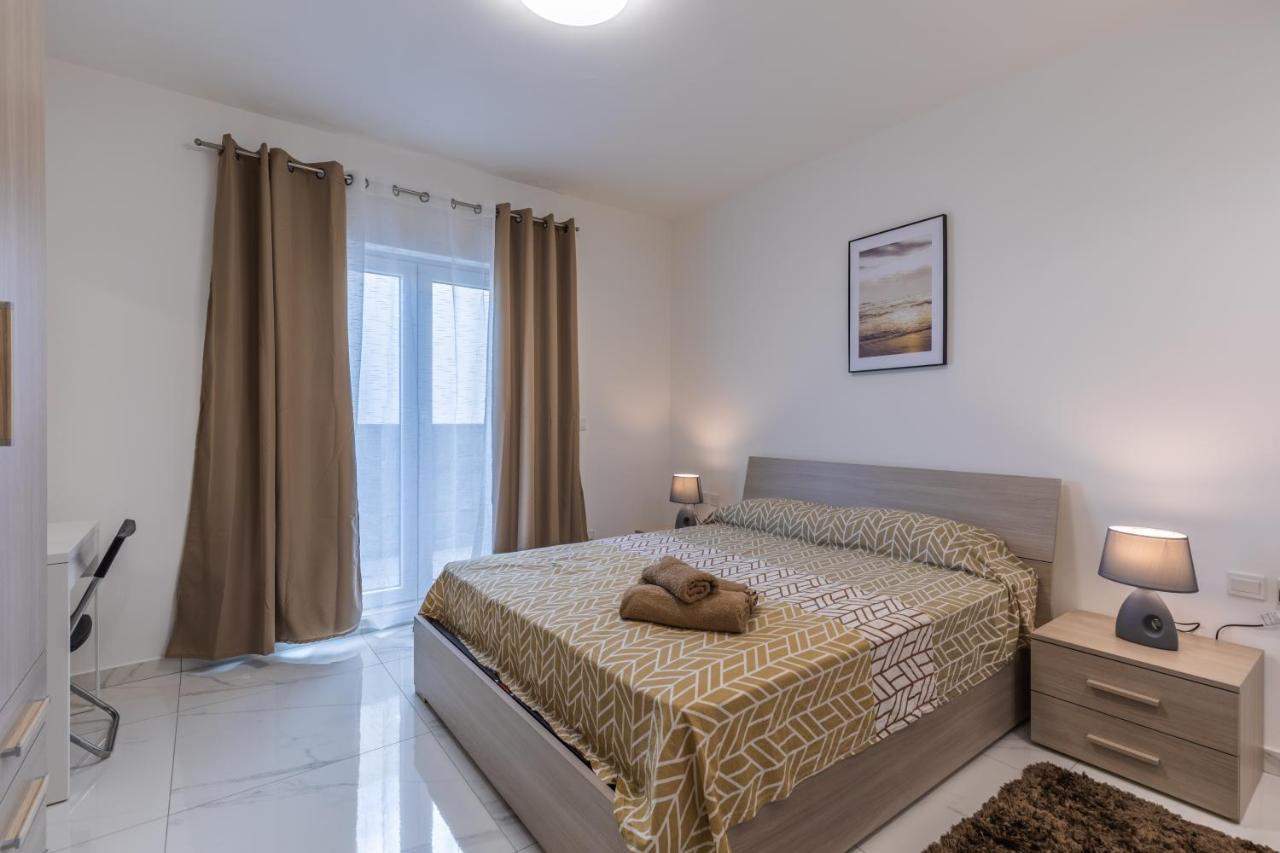 Terrace View-Stylish Two Bedrooms Fully Ac-Wifi Penthouse Msida Extérieur photo